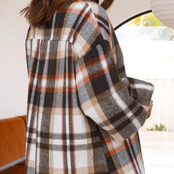 Fall In Love With Plaid Lantern Sleeve Shirt - Picture 3 of 7